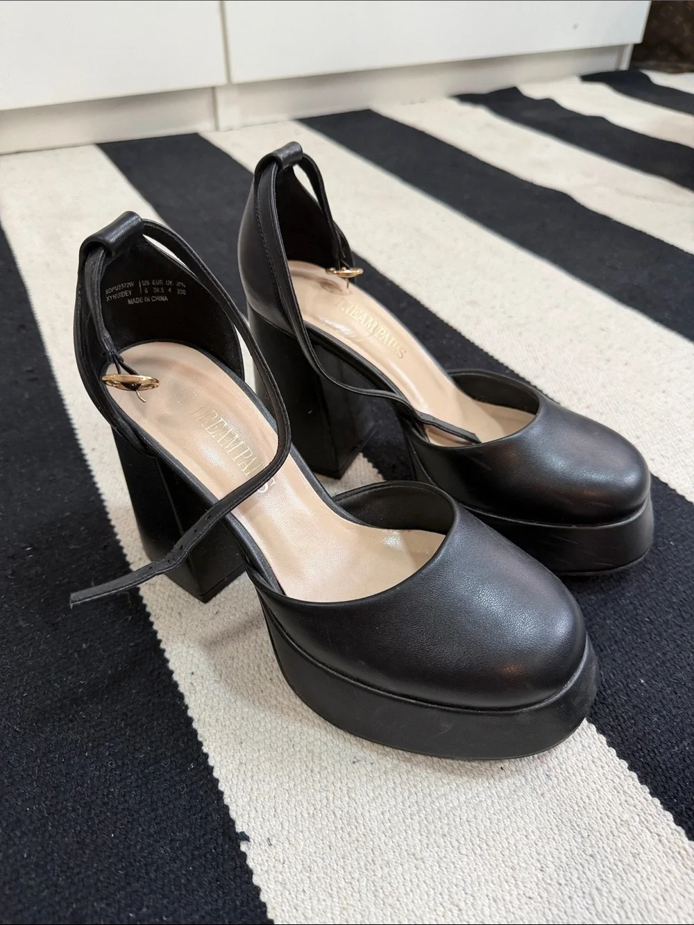 Bershka Black Platform Mary Jane Heels